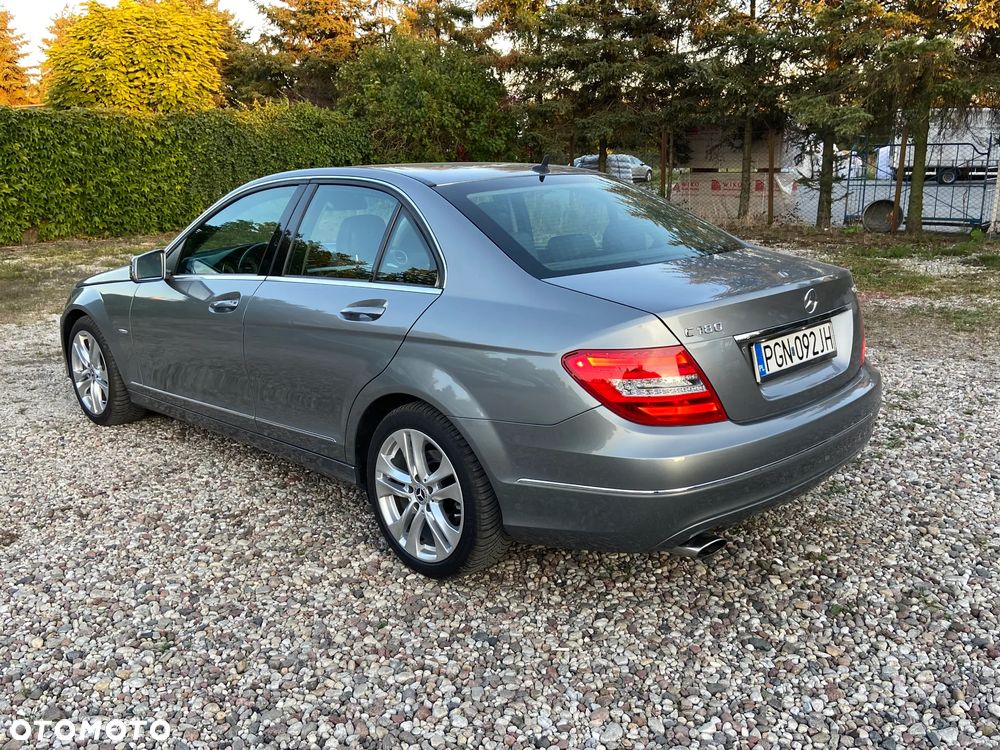Mercedes-Benz Klasa C 180 CDI Avantgarde Edition - 17