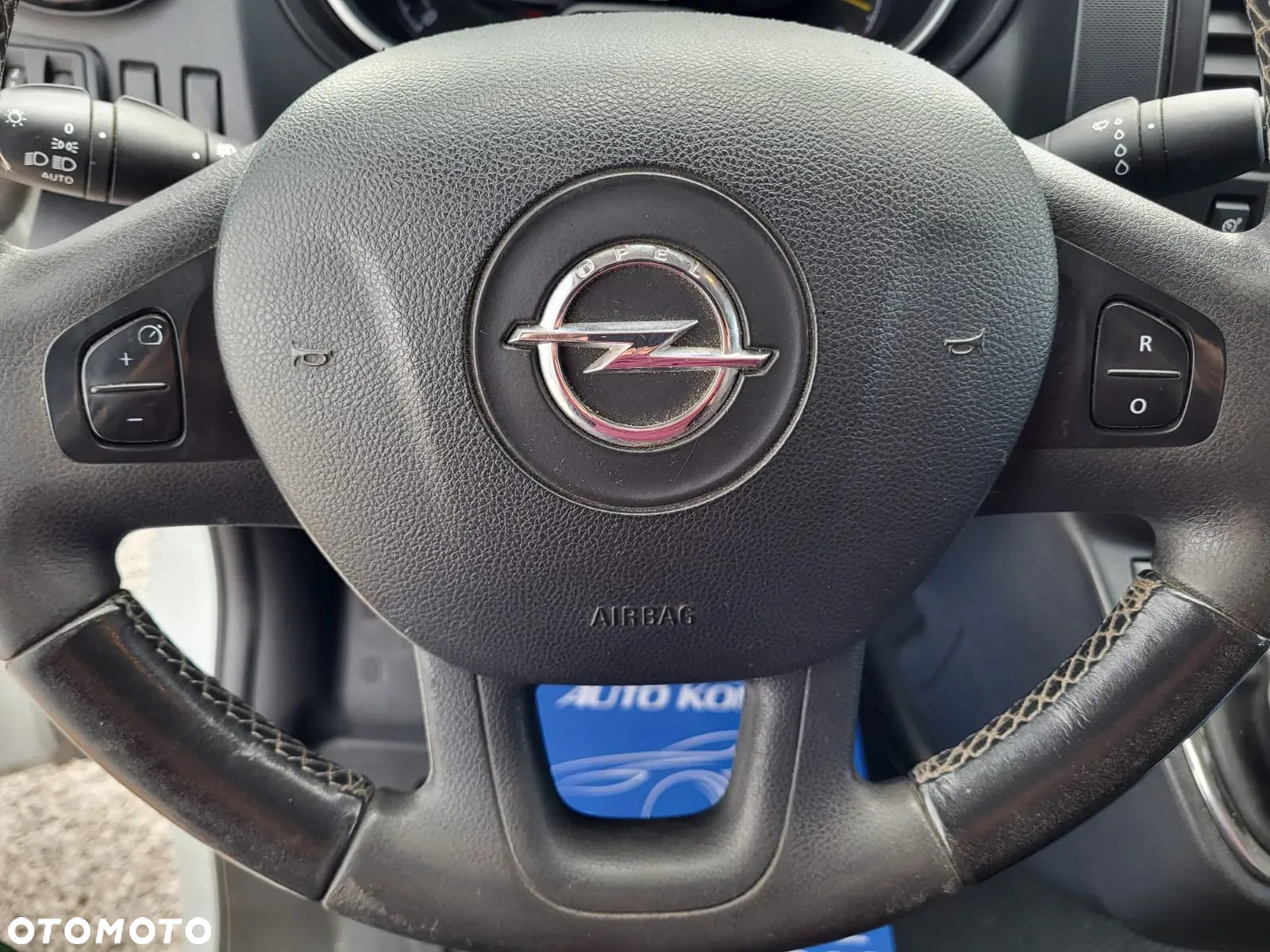 Opel VIVARO - 16