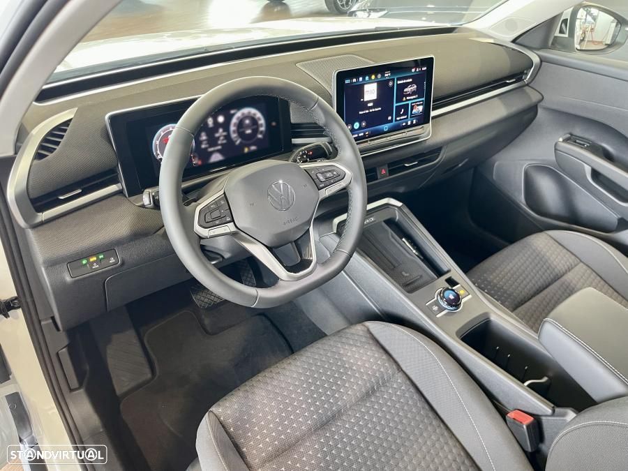 VW T-Roc 1.5 eTSI Trend DSG - 10