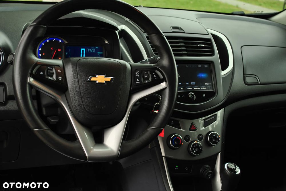 Chevrolet Trax 1.4T AWD LS - 4