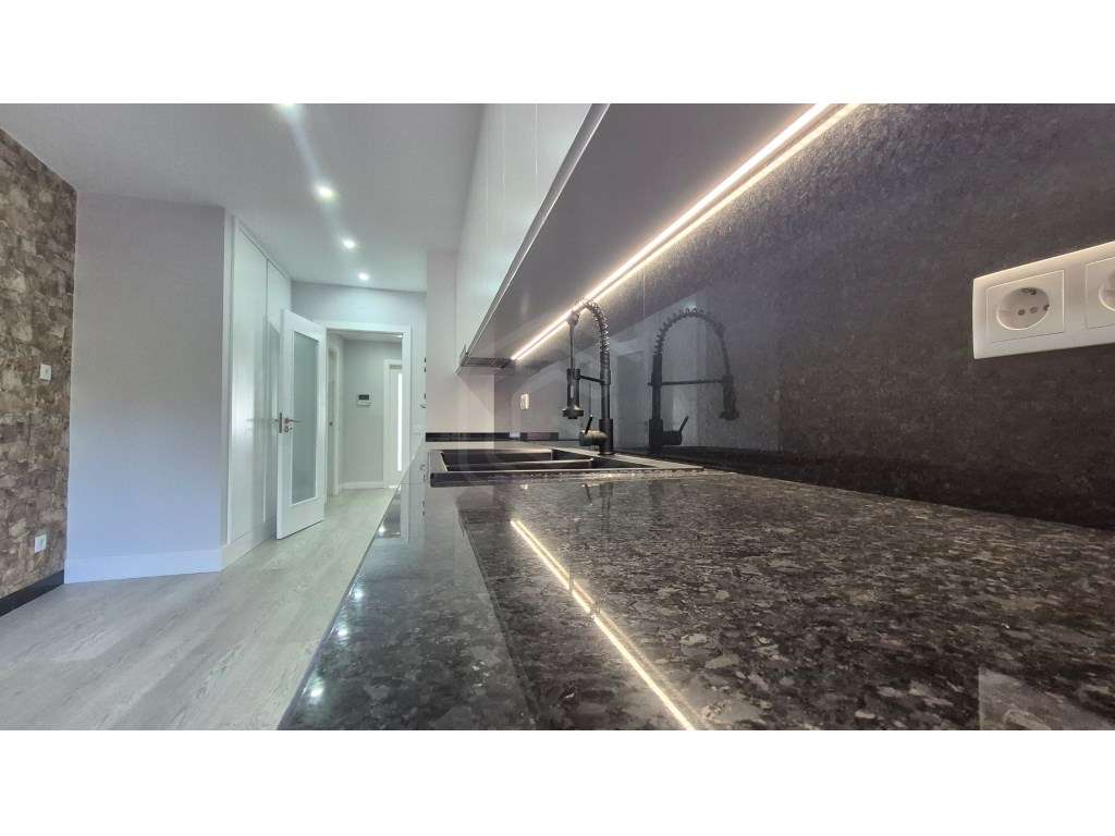 Moradia T3, Lagoa, Mexilhoeira da Carregação - Grande imagem: 4/38