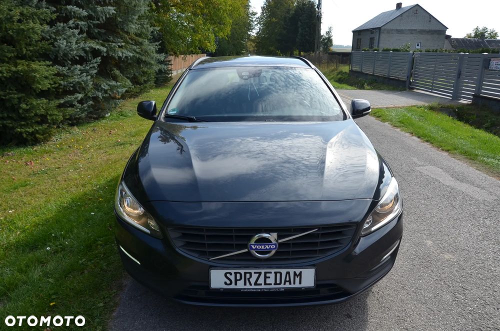 Volvo V60 D3 Drive-E Momentum - 21