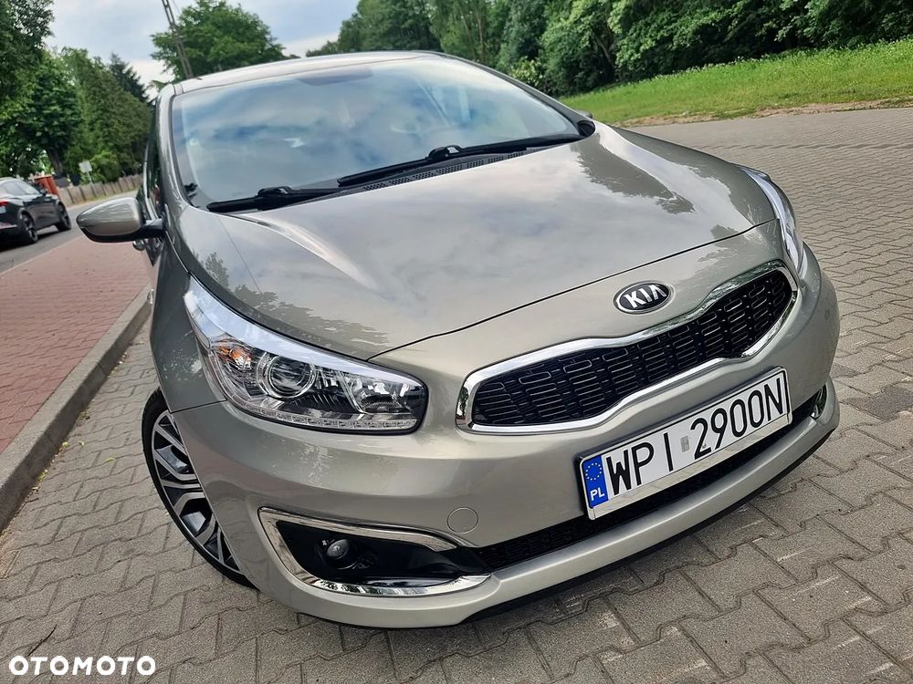 Kia Ceed 1.6 GDI Spirit - 11