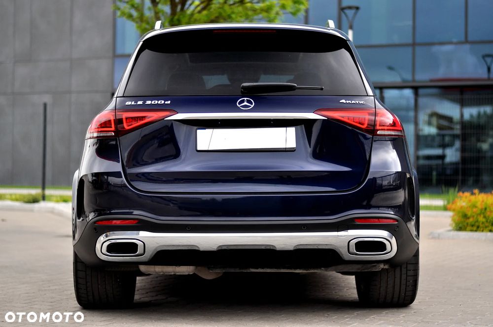 Mercedes-Benz GLE 300 d 4Matic 9G-TRONIC AMG Line - 6