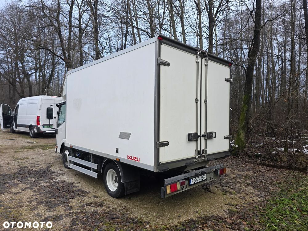 Isuzu N-L35 - 6