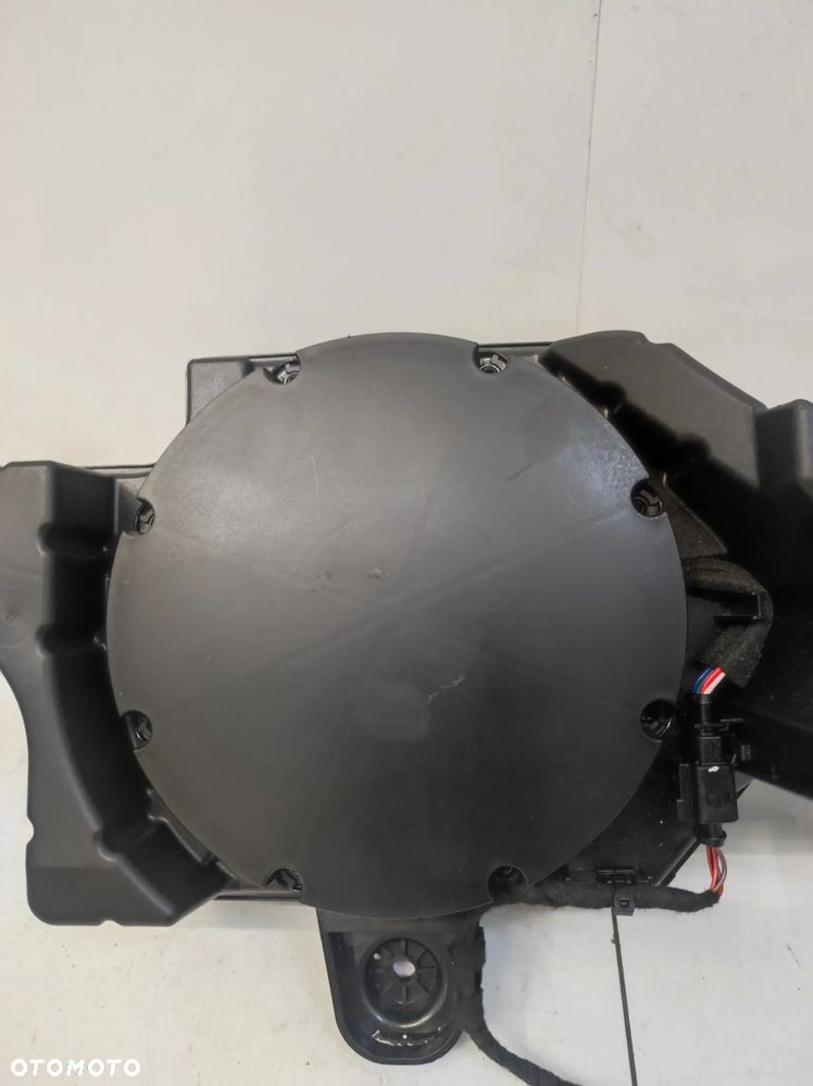 Subwoofer głośnik niskotonowy bang olufsen Audi Q8 e-tron etron - 5