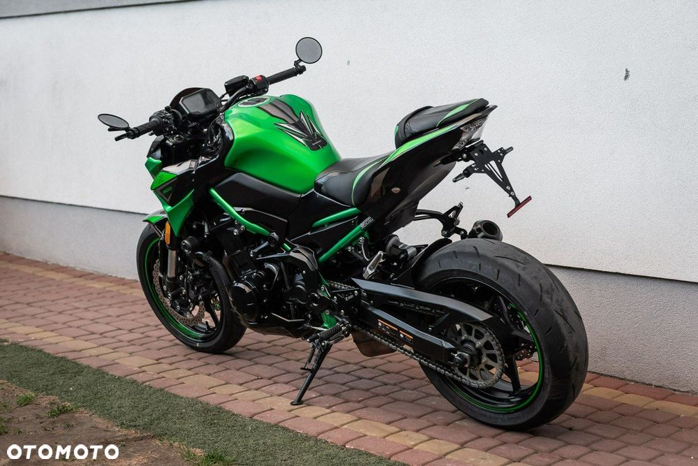 Kawasaki Z - 6