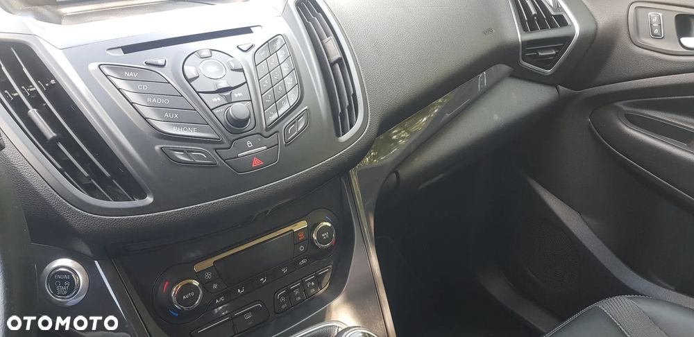 Ford Kuga - 8