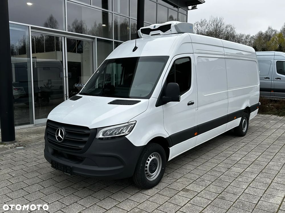 Mercedes-Benz Sprinter - 3