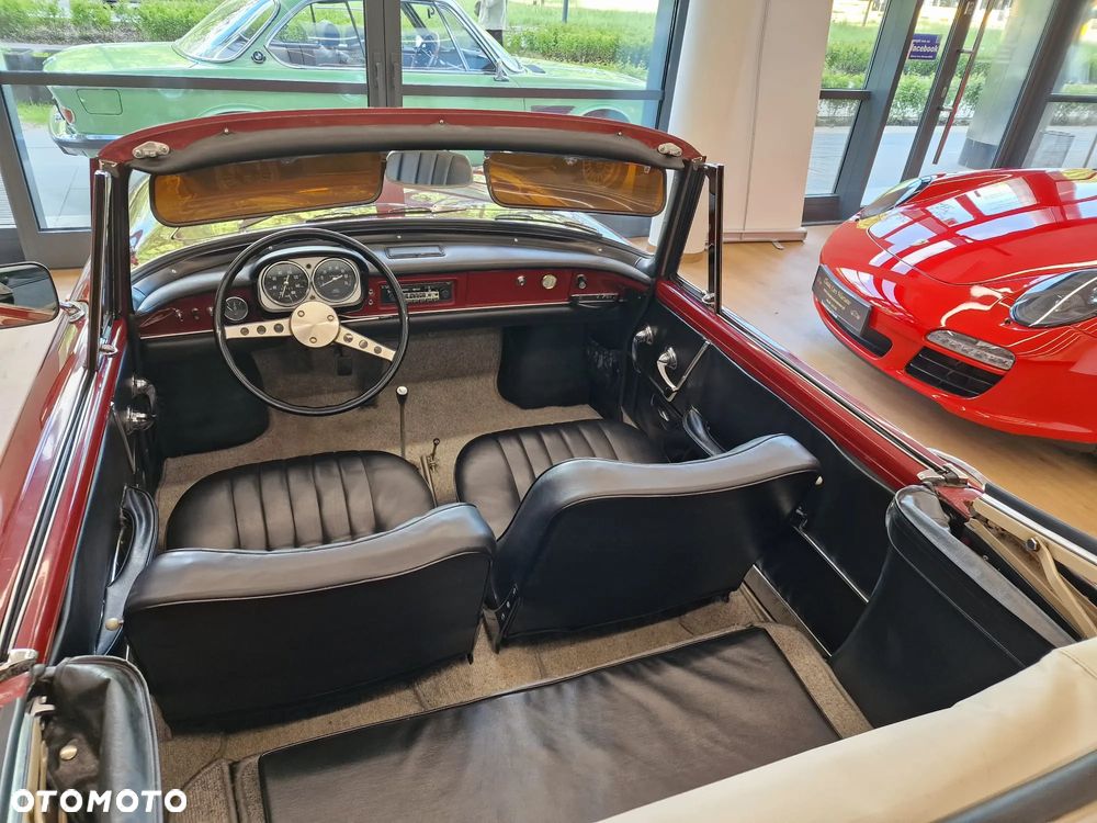 Renault Inny - 25