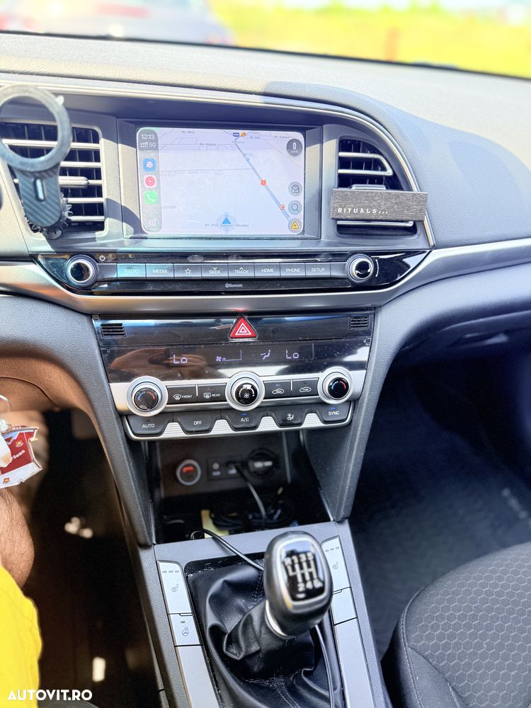 Hyundai Elantra 1.6 MPi Highway - 9