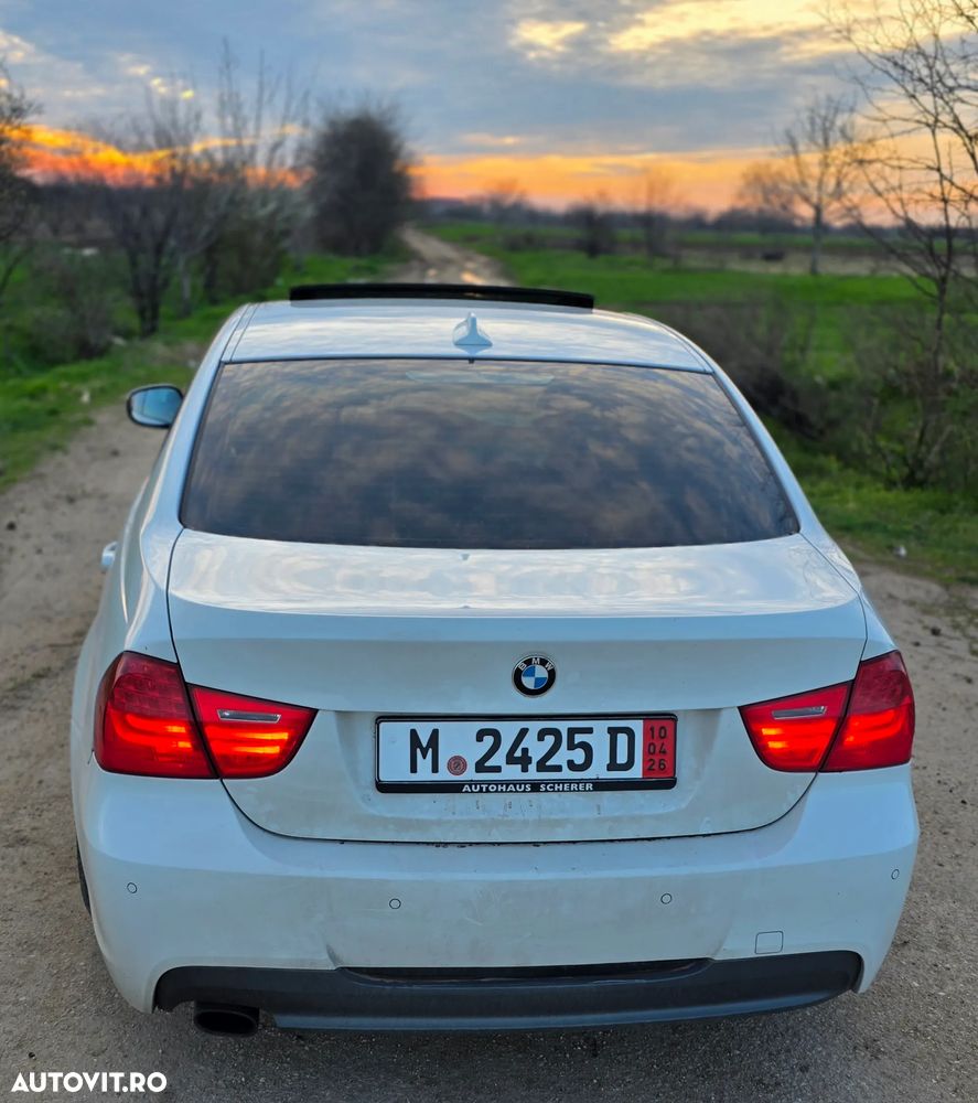 BMW Seria 3 320d DPF Efficient Dynamics Edition - 5