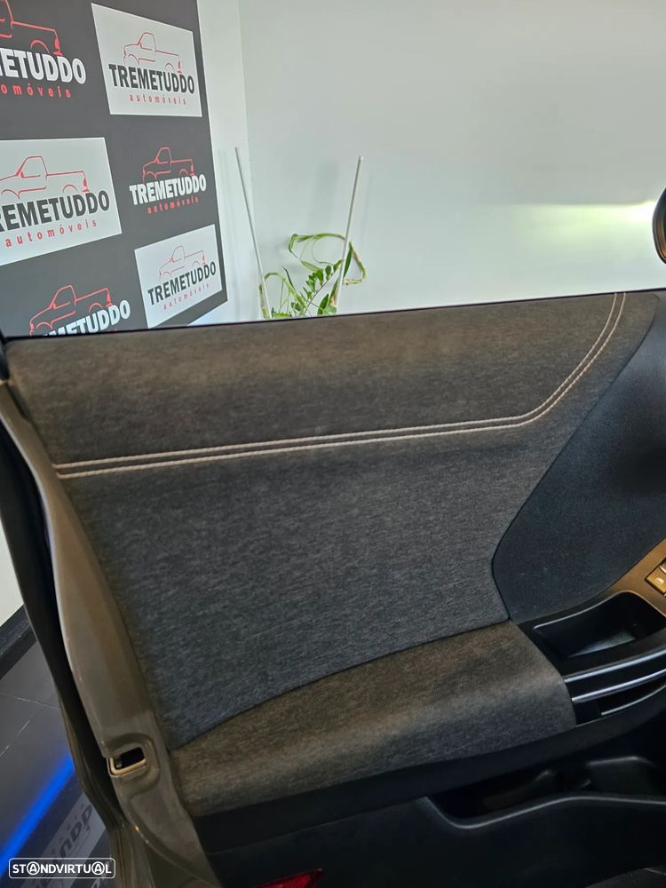 Ford Puma 1.0 EcoBoost TITANIUM - 26