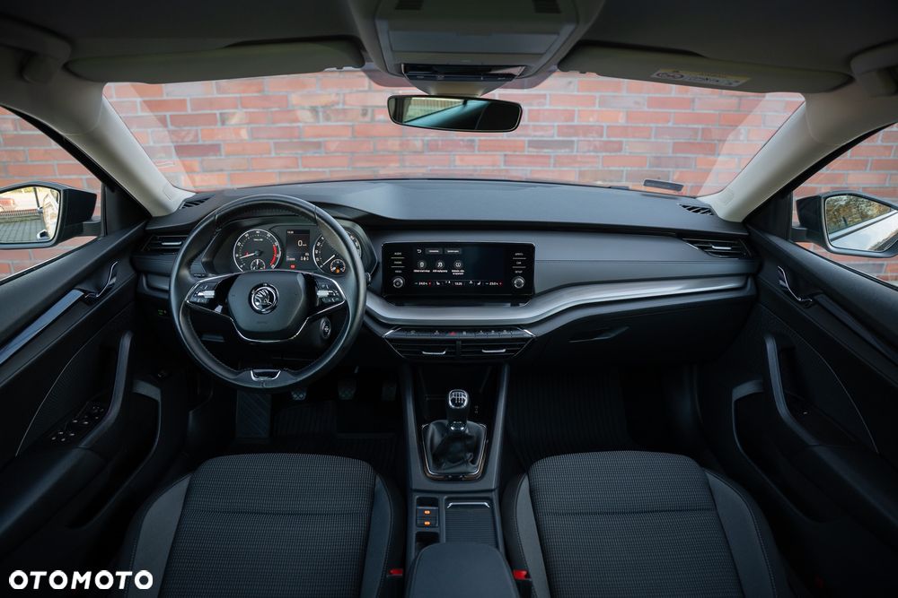 Skoda Octavia 1.5 TSI ACT Style - 4