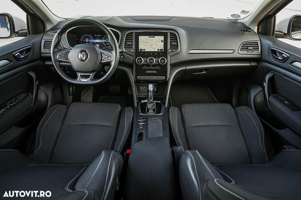 Renault Megane E-TECH Plug-in 160 BUSINESS EDITION - 13