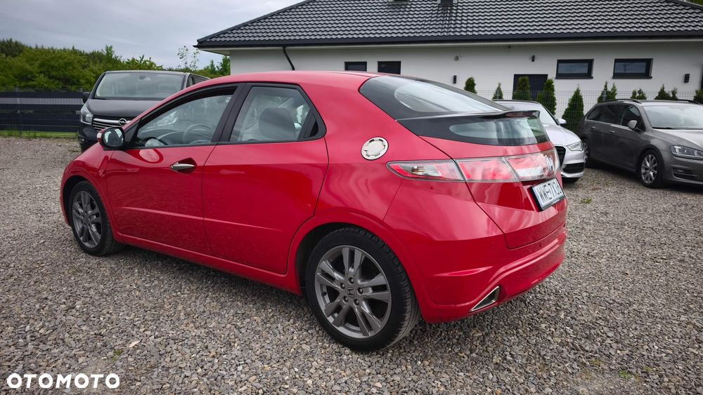 Honda Civic 1.8i-VTEC Sport - 4