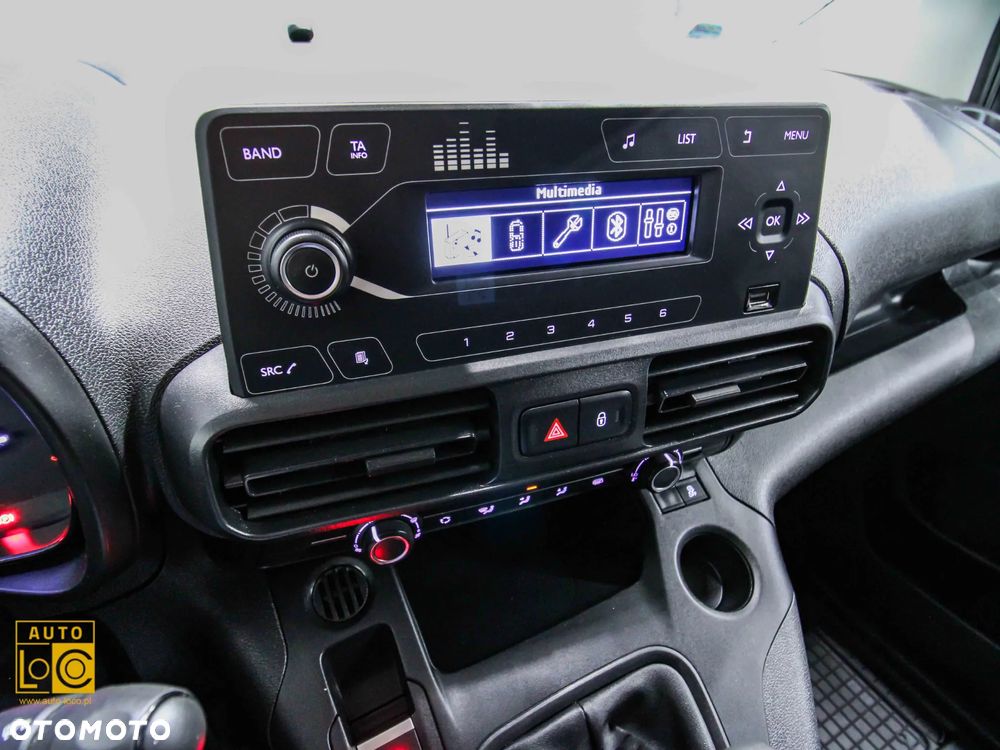 Citroën BERLINGO FURGON LONG L2 - 17
