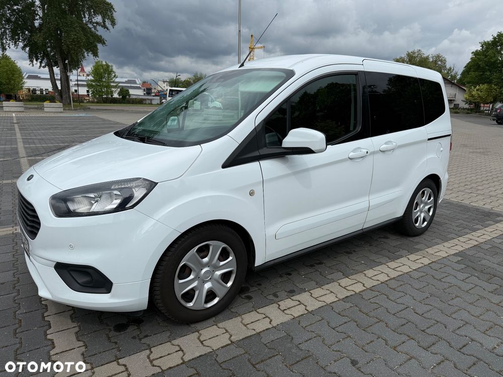 Ford Tourneo Courier 1.5 TDCi Trend - 3