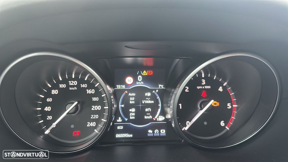 Land Rover Discovery Sport 2.0 eD4 HSE - 17