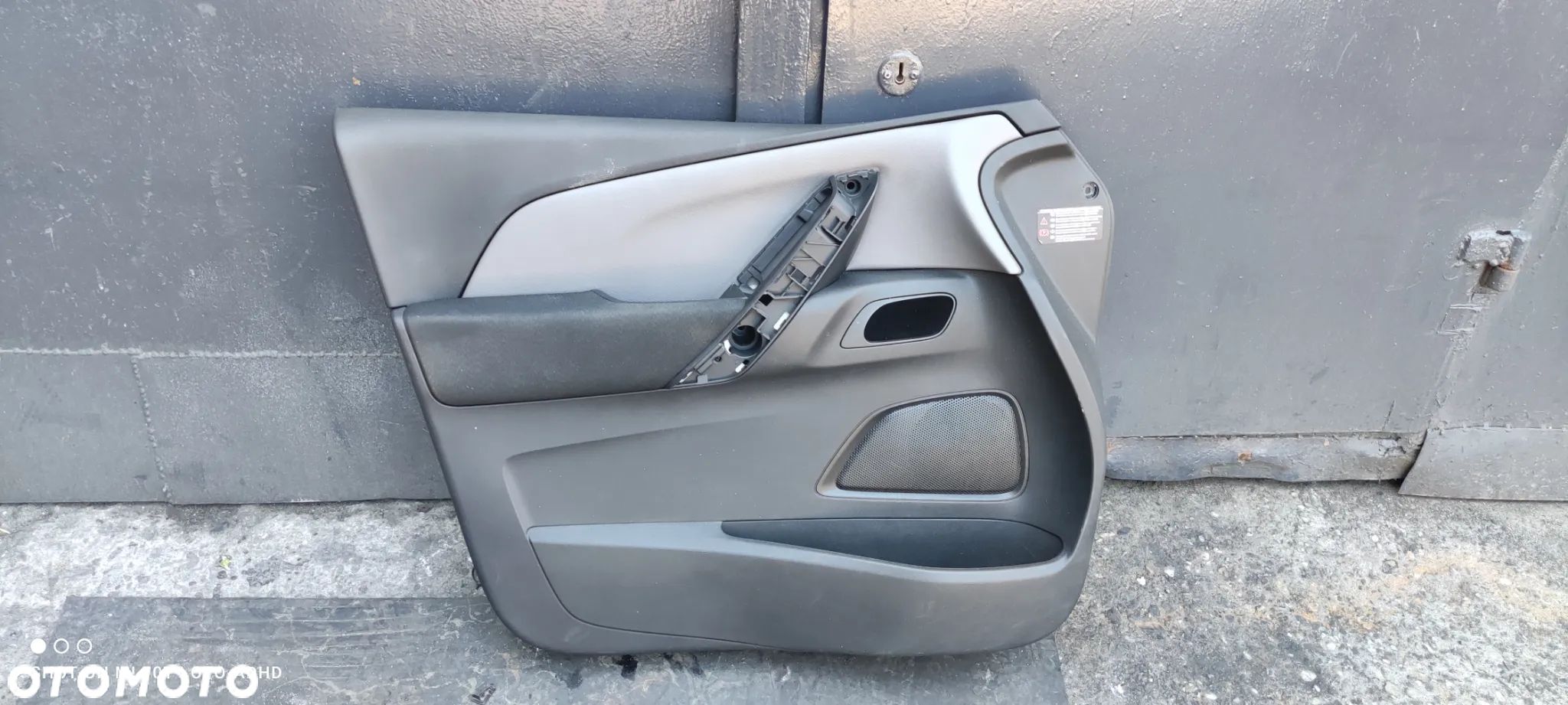 Boczek drzwi przedni lewy Citroen C4 Grand Picasso II - 1