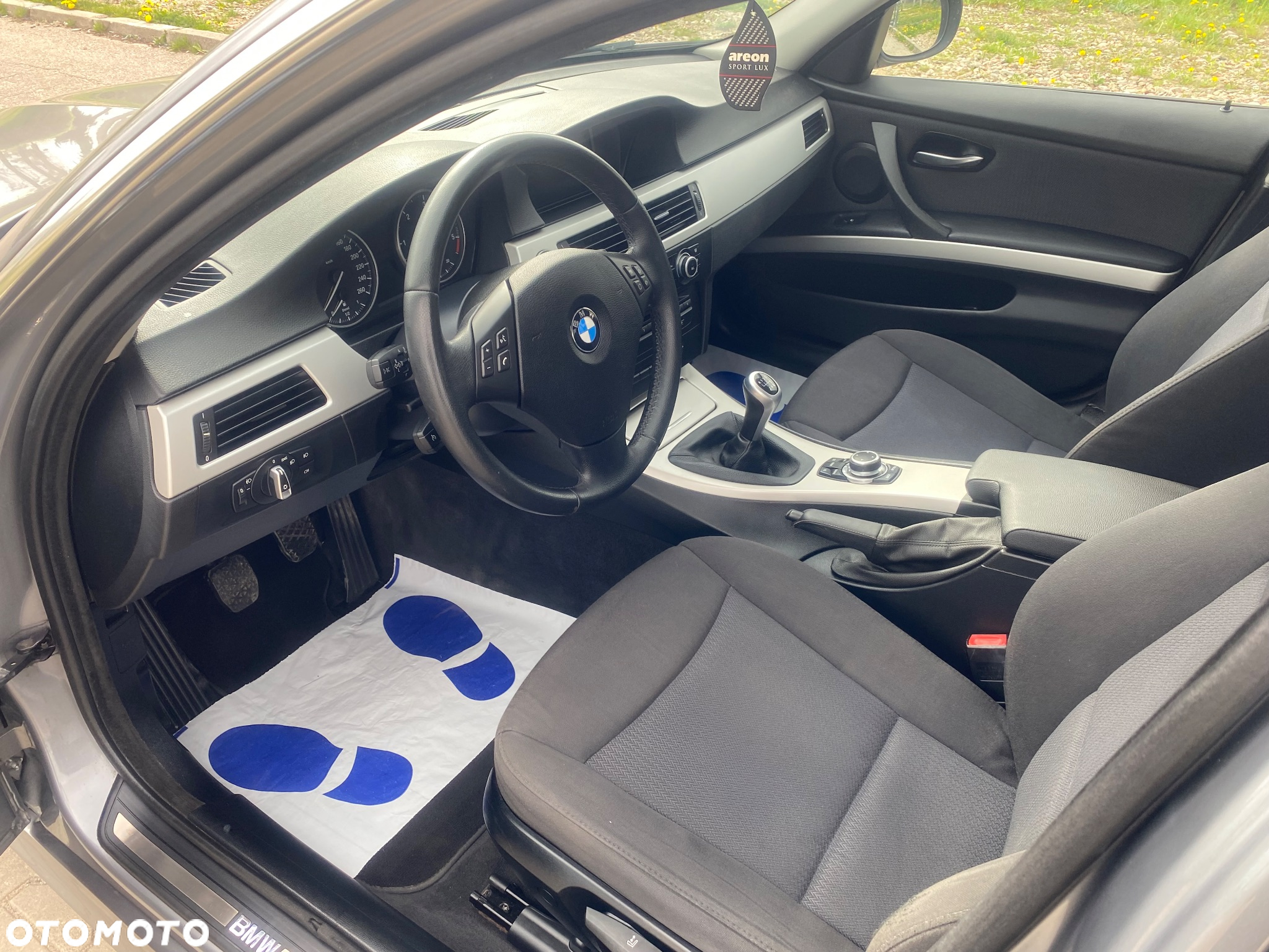 BMW Seria 3 316d - 13
