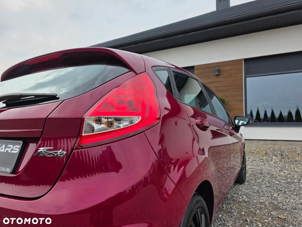 Ford Fiesta 1.25 Trend - 23