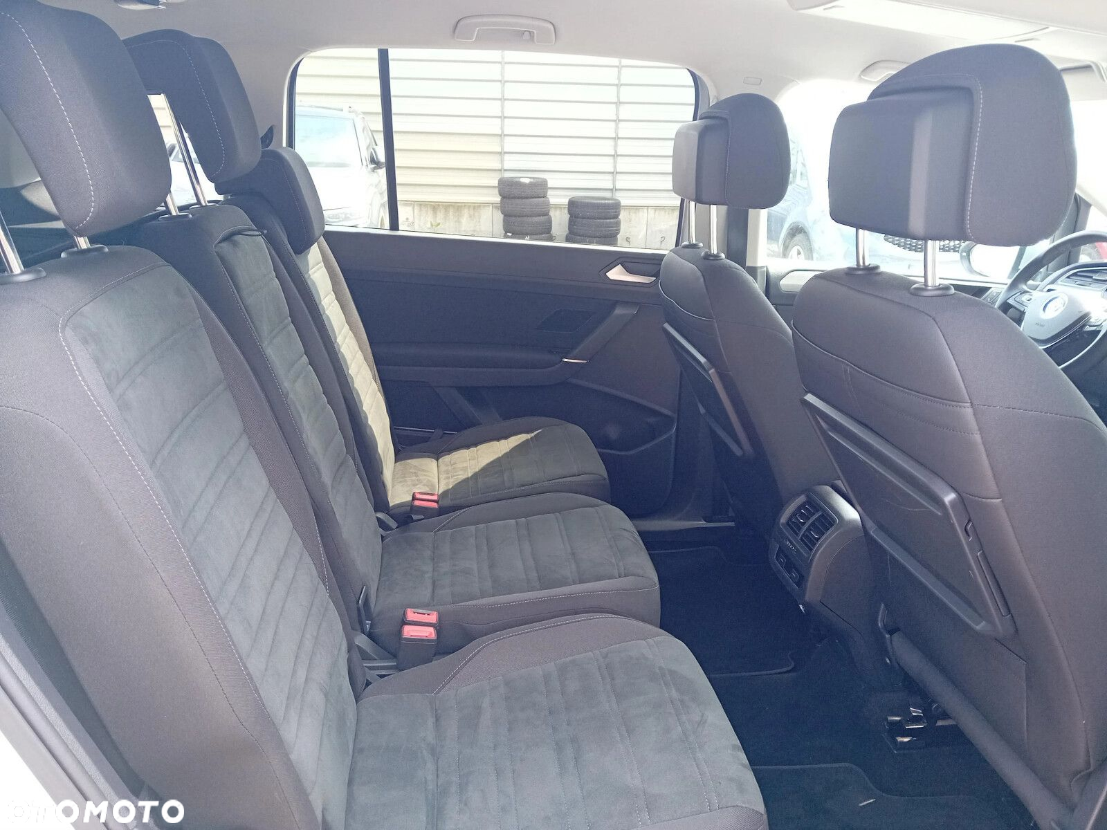 Volkswagen Touran 2.0 TDI BMT Comfortline DSG - 20
