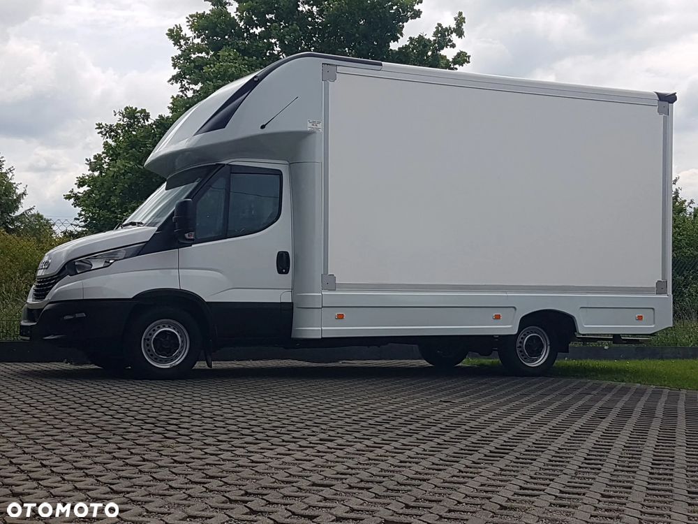 Iveco DAILY KONTENER NISKOPODŁOGOWY 4,43x2,23x2,42 SKLEP FOODTRUCK BAR KLIMA KONIOWÓZ KAMPER - 39