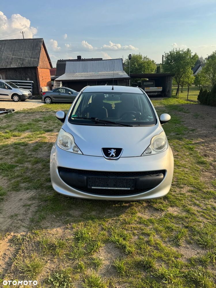 Peugeot 107 1.0 Trendy - 2