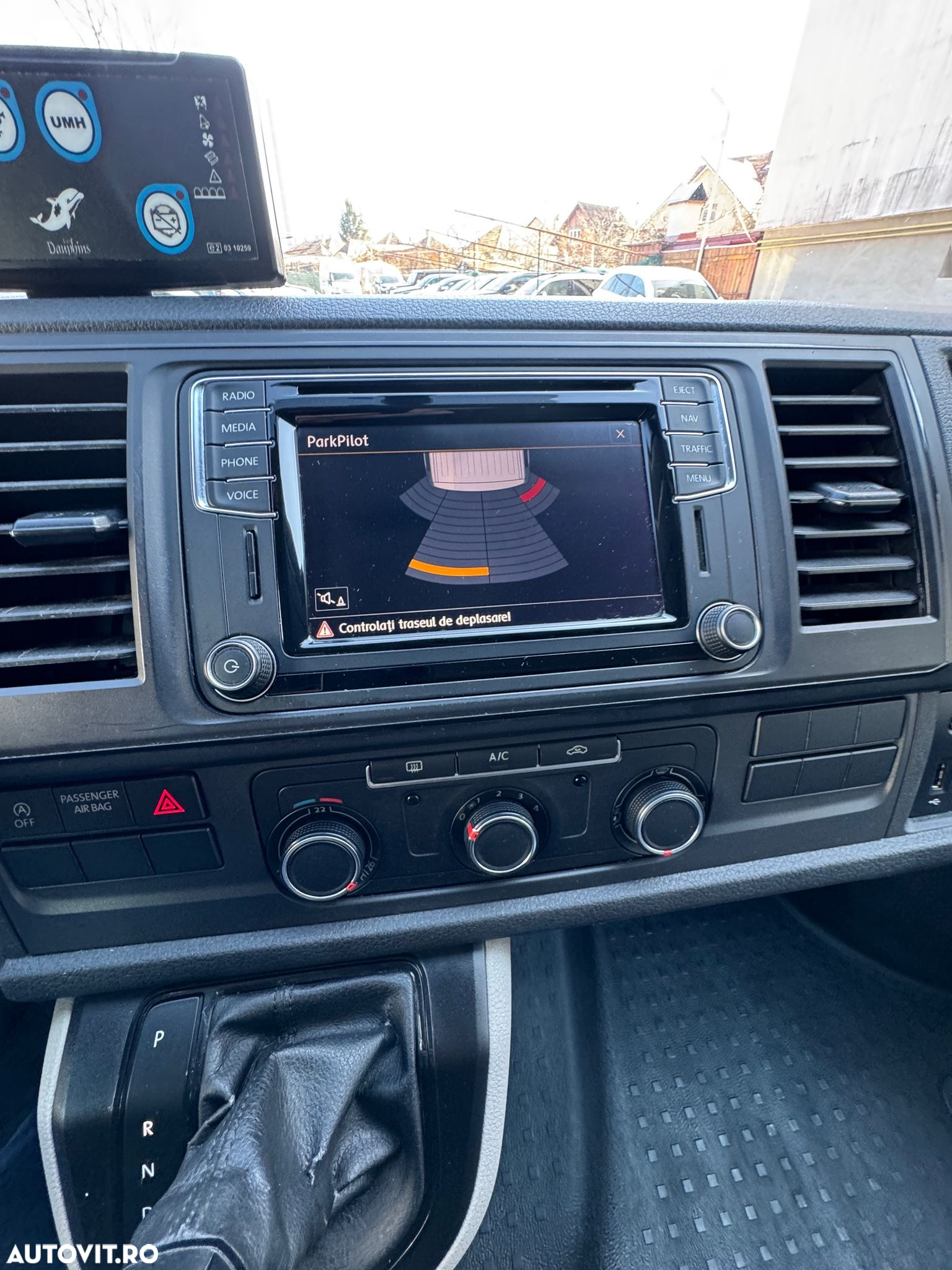 Volkswagen Transporter - 8