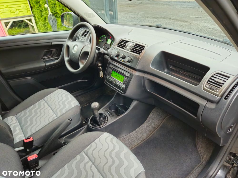 Skoda Fabia 1.2 HTP Active - 16