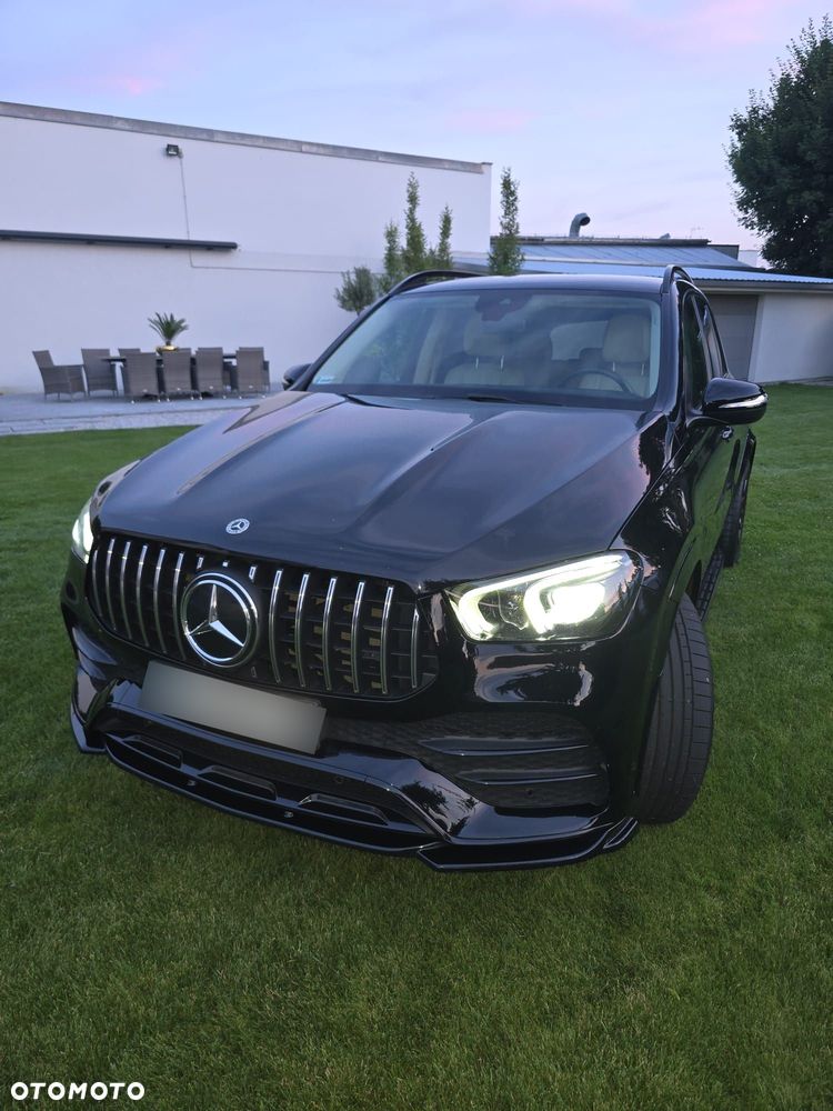 Mercedes-Benz GLE 300 d 4-Matic - 1