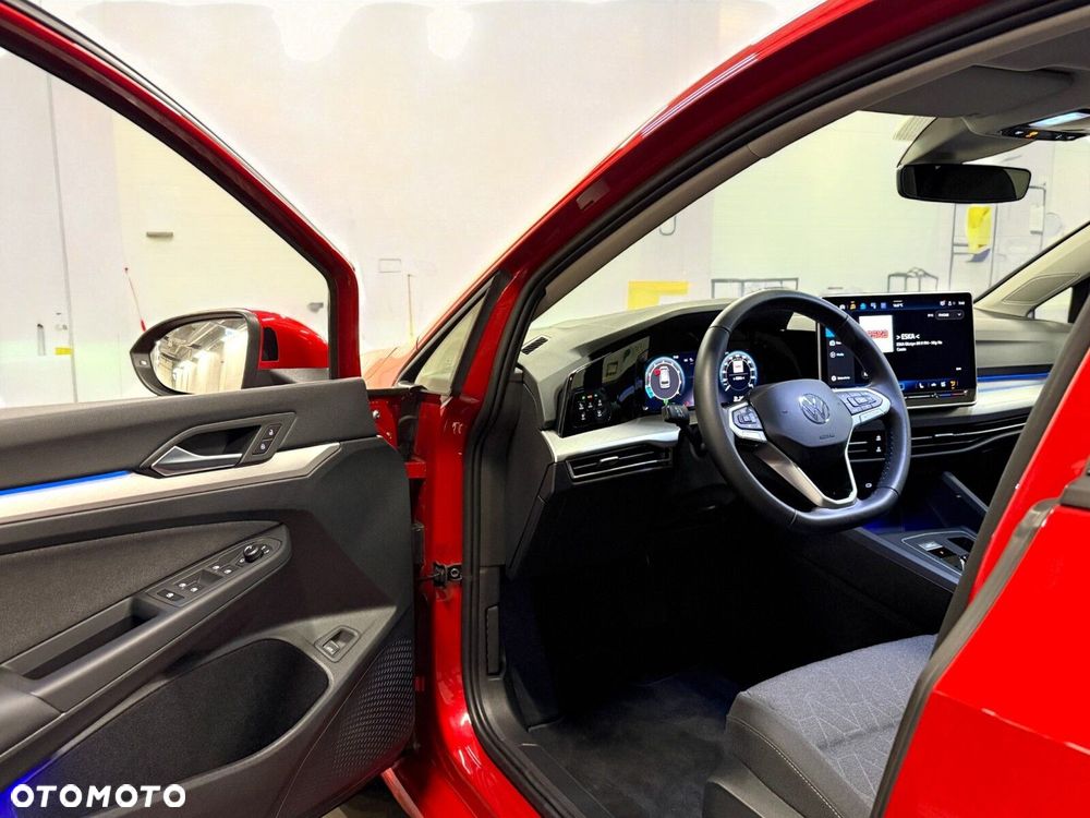 Volkswagen Golf - 21