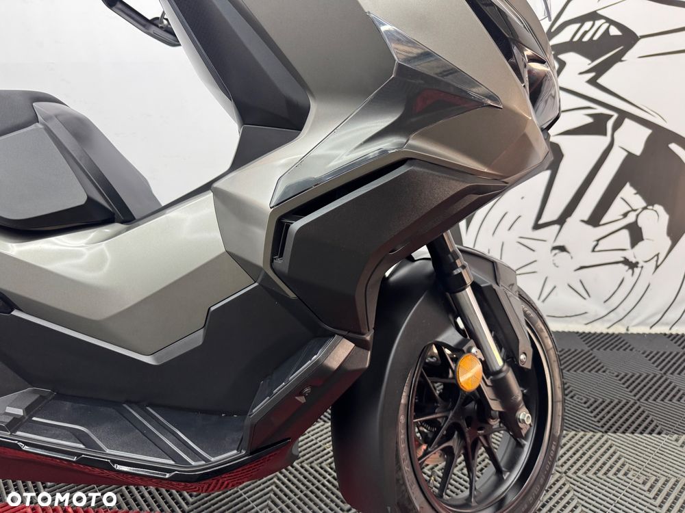 Honda ADV350 - 38
