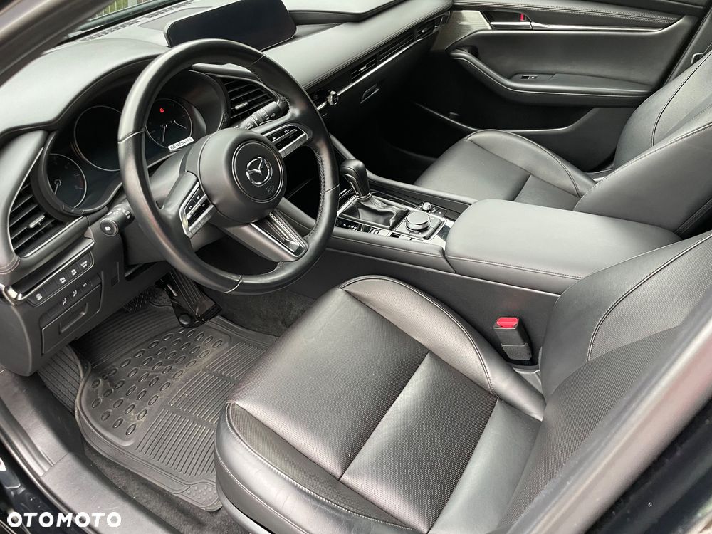 Mazda 3 e-SKYACTIV-G 150 M HYBRID DRIVE EXCLUSIVE-LINE - 31