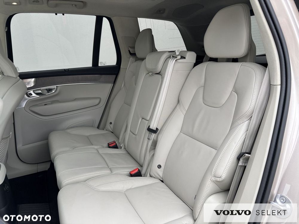 Volvo XC 90 - 24