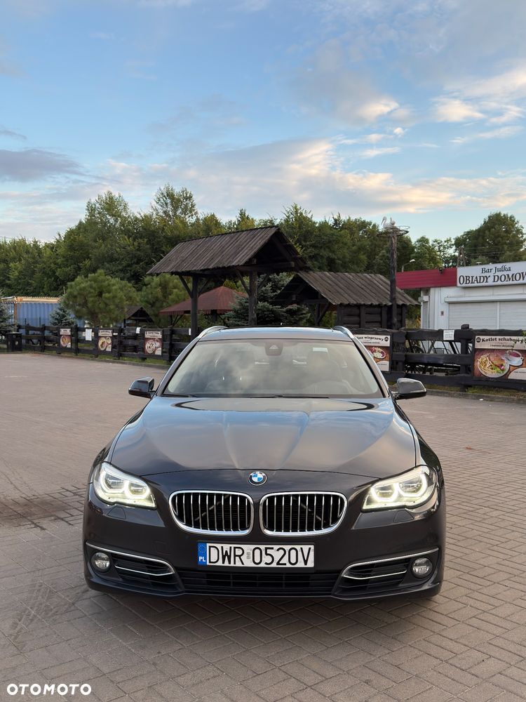 BMW Seria 5 520d Luxury Line - 2