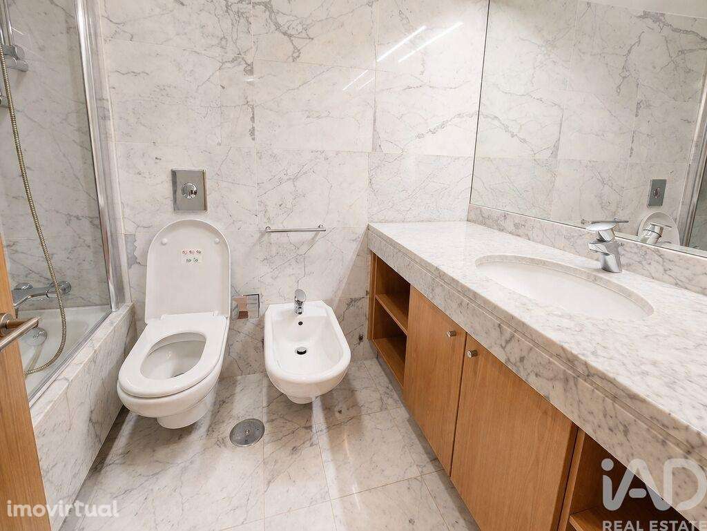 Apartamento T2 em Ramalde de 103,00 m2 - Grande imagem: 5/24