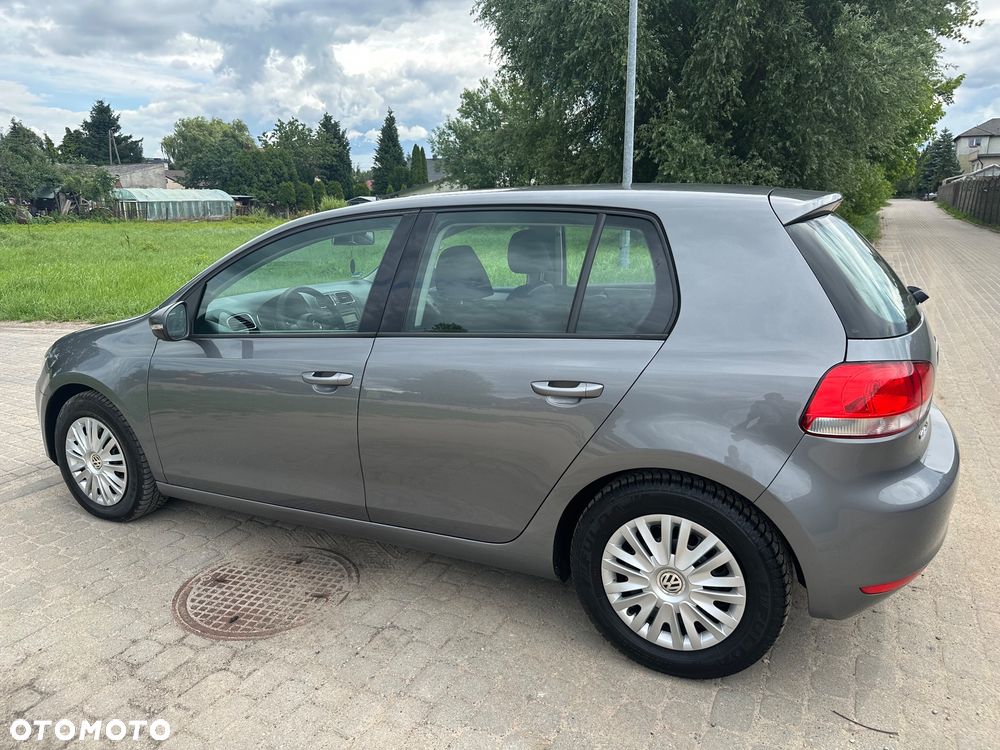 Volkswagen Golf - 17