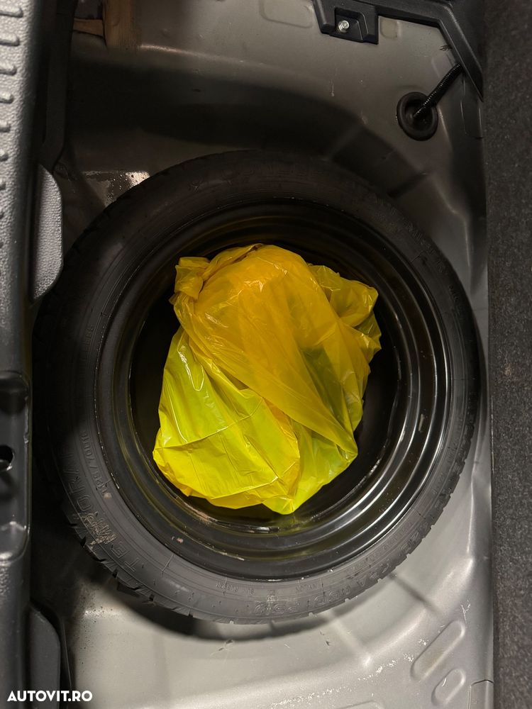 Toyota Yaris Hybrid 130 1.5 VVT-i Style - 31