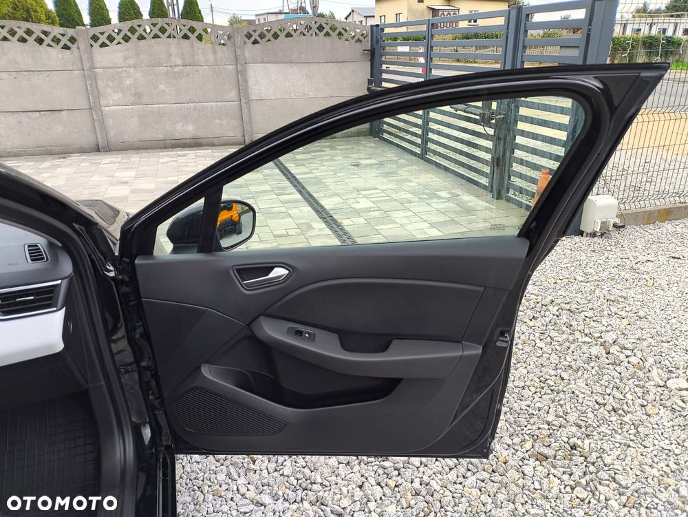 Renault Clio - 14