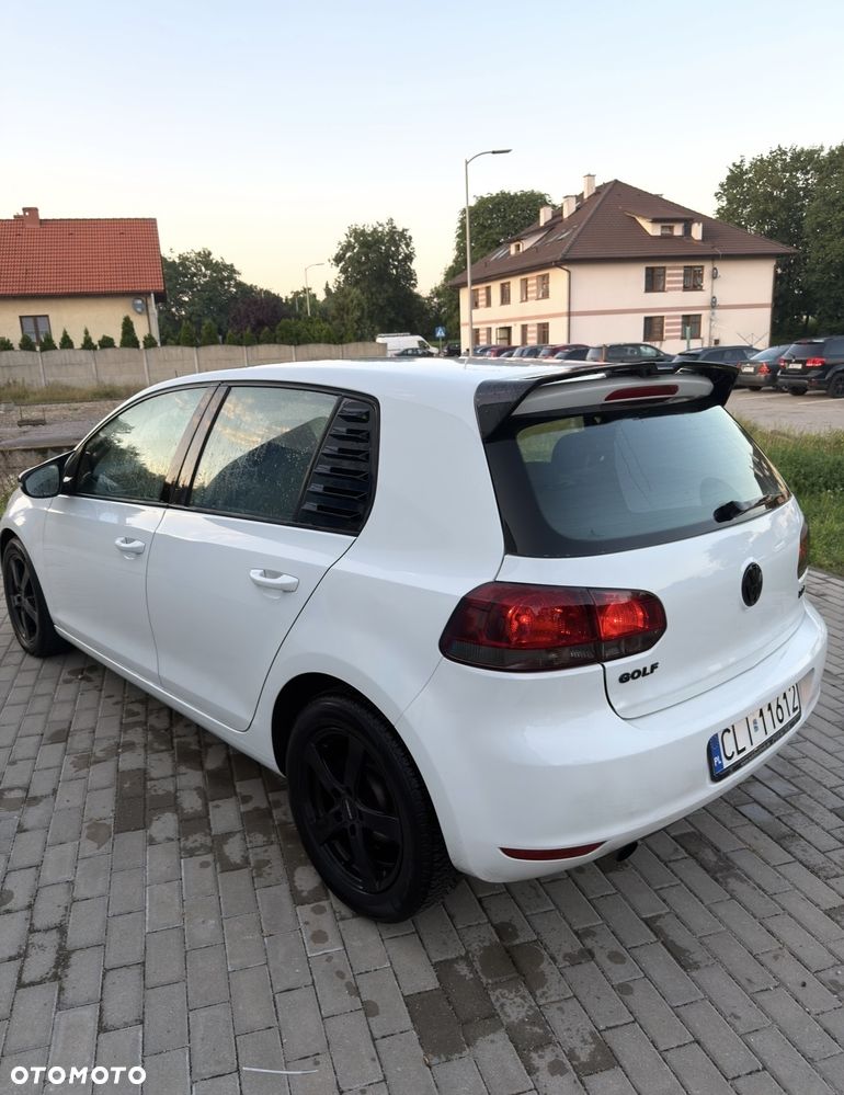 Volkswagen Golf 1.6 TDI Trendline - 4