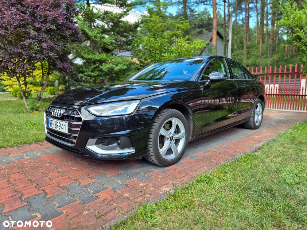 Audi A4 Limousine - 2