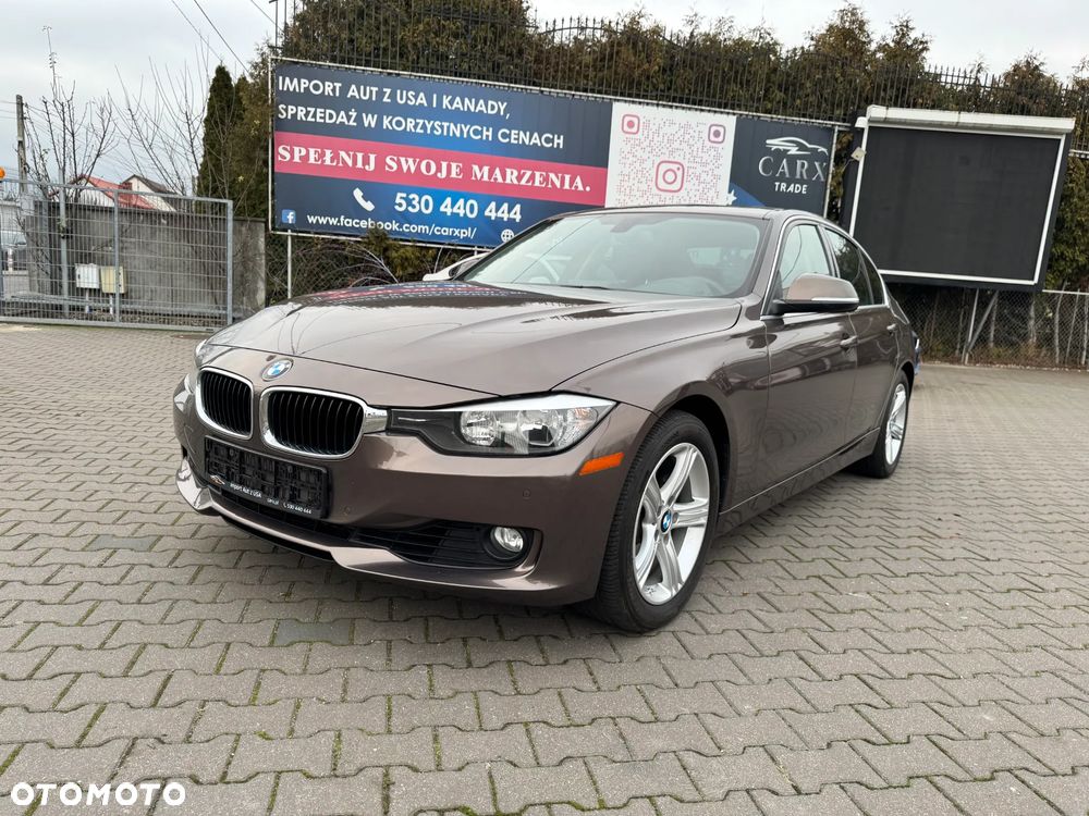 BMW Seria 3 328i Sport-Aut Luxury Line - 2