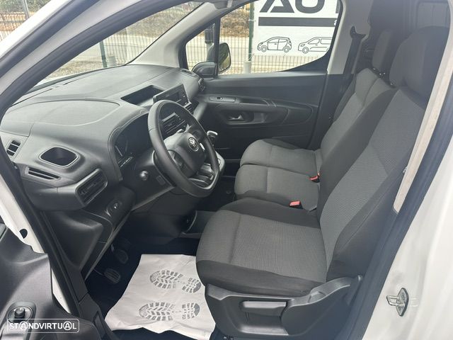 Toyota PROACE CITY 3 LUG. CX.6V. - 11