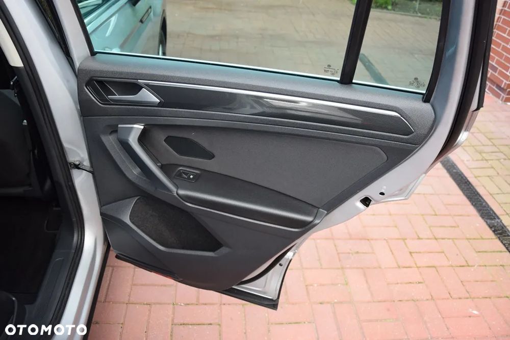 Volkswagen Tiguan 2.0 TDI Life Plus DSG - 29