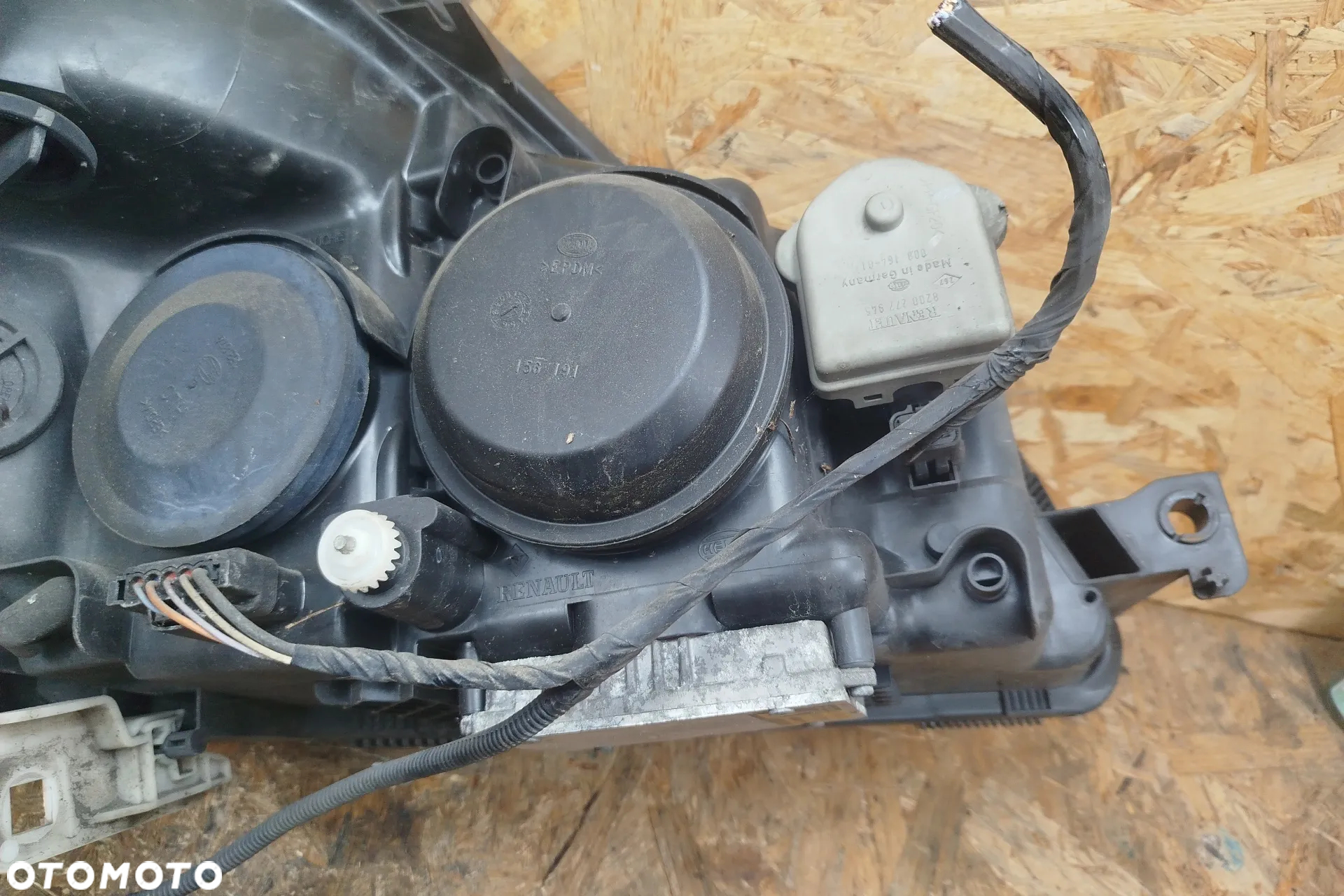 lampa przód prawa + lewa XENON -soczewka komplet 2 sztuki prawie Nowe do RENAULT Espace 4 IV 02-06r /GRAND - 19