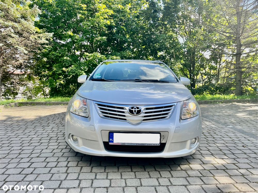 Toyota Avensis 2.0 D-4D Sol - 4
