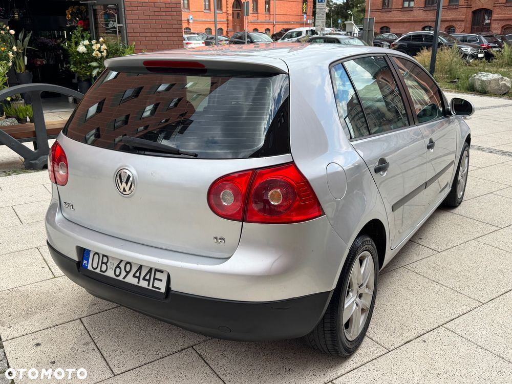 Volkswagen Golf 1.6 Comfortline - 3
