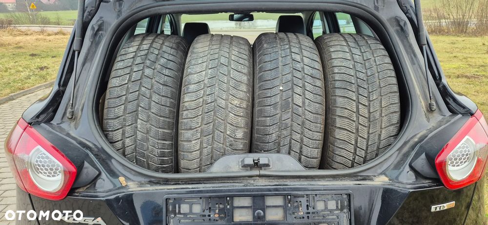 Ford Kuga 2.0 TDCi 4x4 Titanium - 14